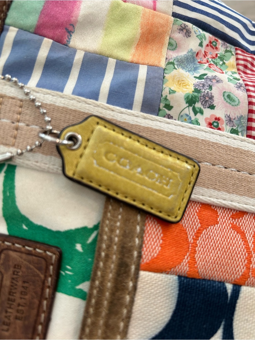 Coach Hamptons Patchwork Purse and Wallet in Multicolor - Picture 5 of 16